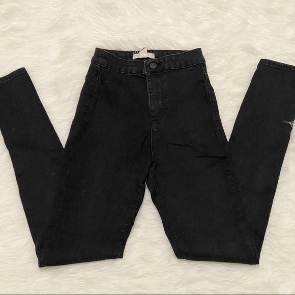 Forever 21 Denim - FOREVER 21 High Waisted Black Skinny Jeans
